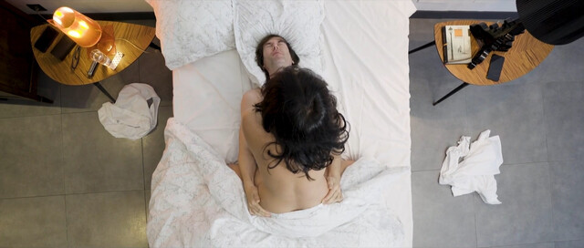 Adiuntz Úbeda nude – Amor en plano secuencia (2021)