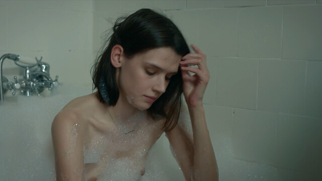 Anastasiya Krasovskaya nude – Yacheyka obshchestva (2024)