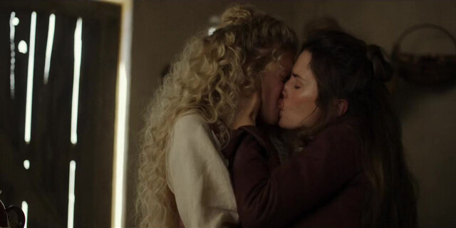 Addison Timlin sexy, Julia Schlaepfer sexy - American Horror Stories s02e04 (2022)