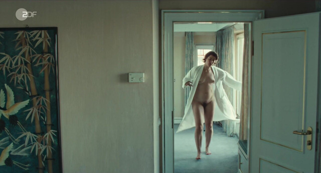 Minna Wundrich nude - Ivo (2024)