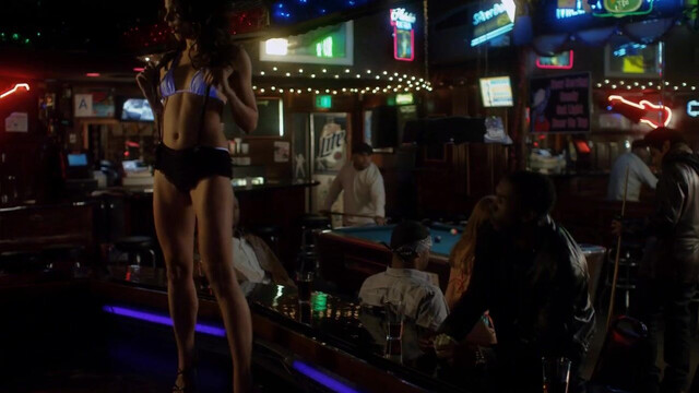 AnnaMaria Demara sexy, Janet Tracy Keijser nude, Red Heaven nude - 200 mph (2011)