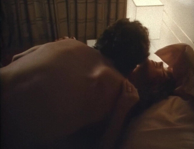 Bonnie Beck nude - Merchants of War (1989)