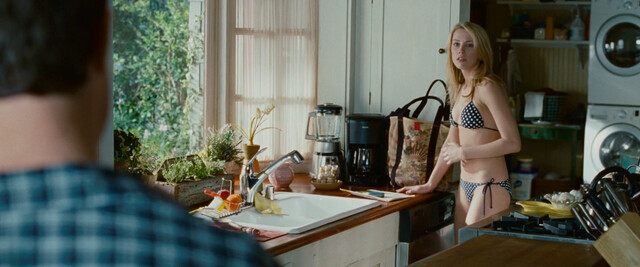 Amber Heard sexy – The Stepfather (2009)