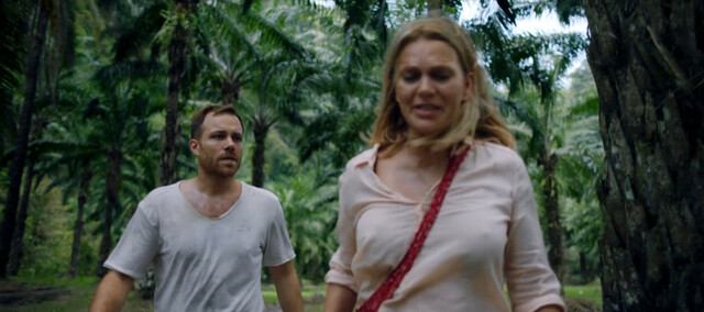 Anna Loos sexy – Gefangen im Paradies (2016)