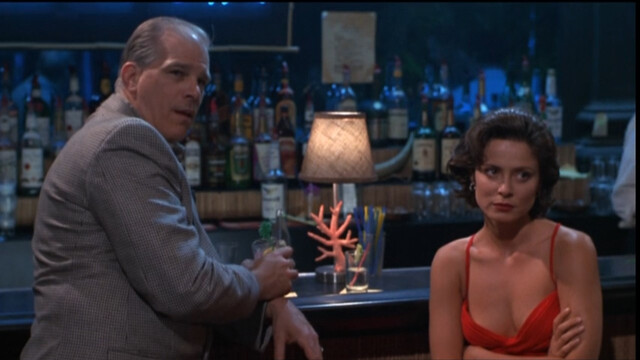 Aitana Sánchez-Gijón nude – Love Walked In (1997)