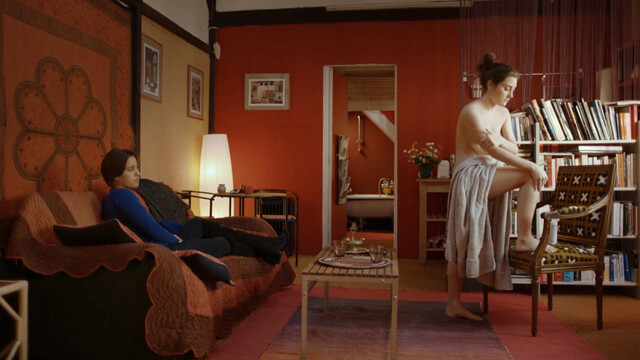 Alexane Albert nude – La Nuit (2018)