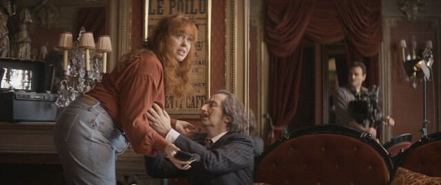 Angélique Pleau sexy – Daaaaaalí! (2023)