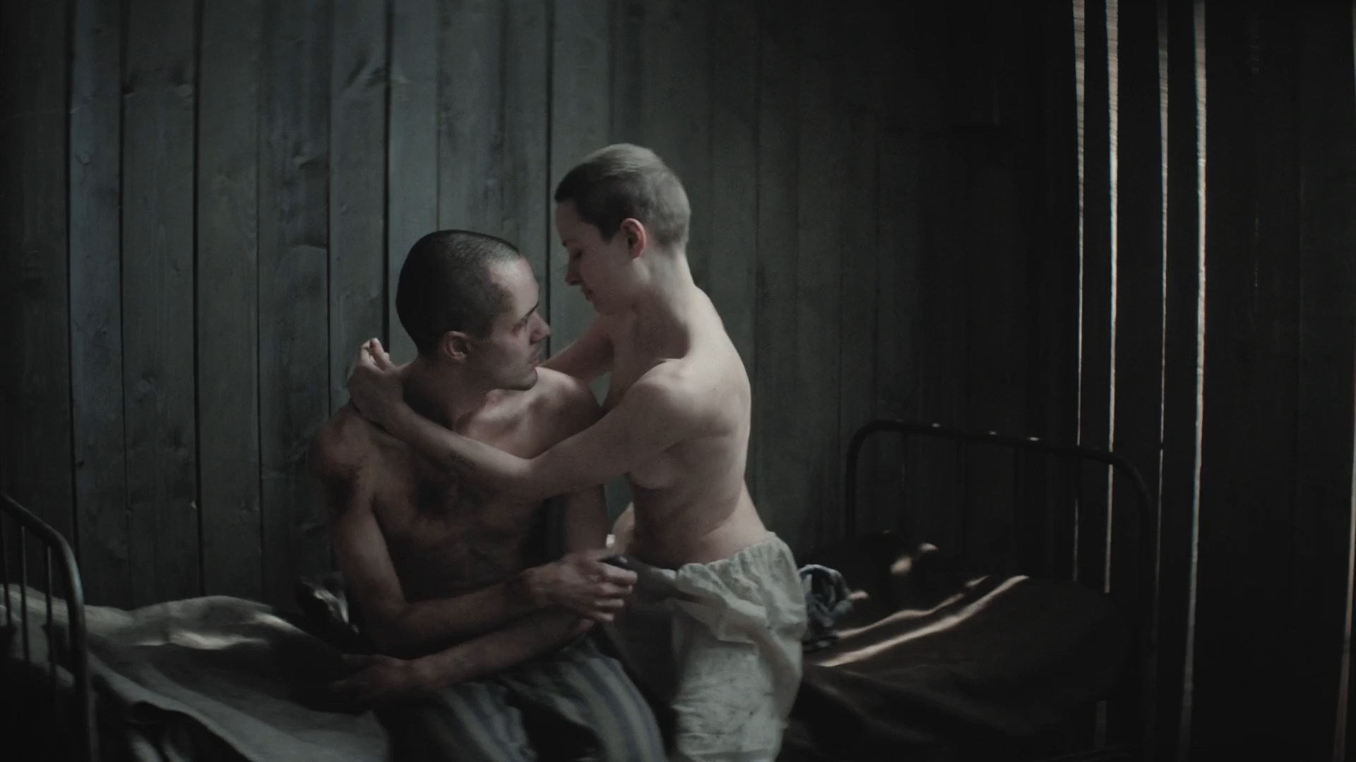 Anna Próchniak nude – The Tattooist of Auschwitz (Tatér z Osvětimy) s01e04 (2024)