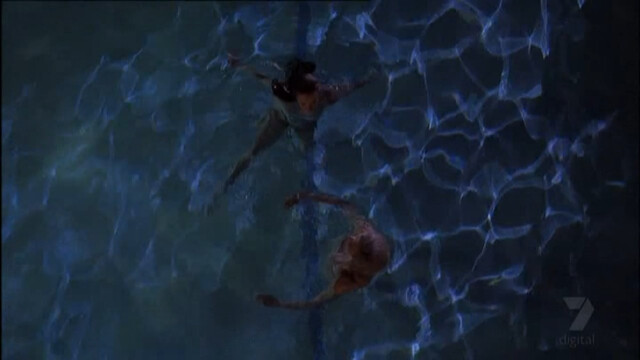 Amy Davidson sexy – Annie's Point (2005)