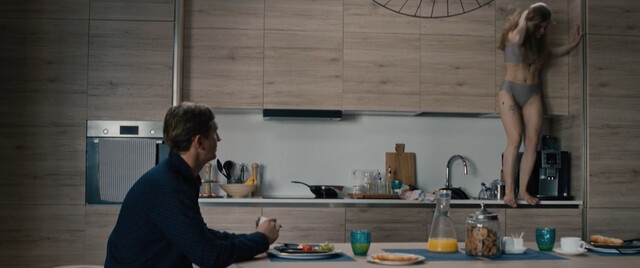 Anastasiya Pustovit nude – Between Us (Mezhdu nami) (2021)