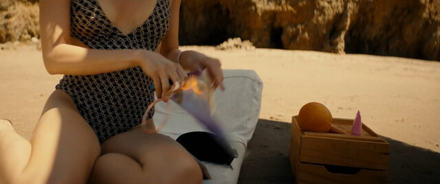 Amanda Hermiine Künnapas nude – Free Money (Vaba raha) (2023)