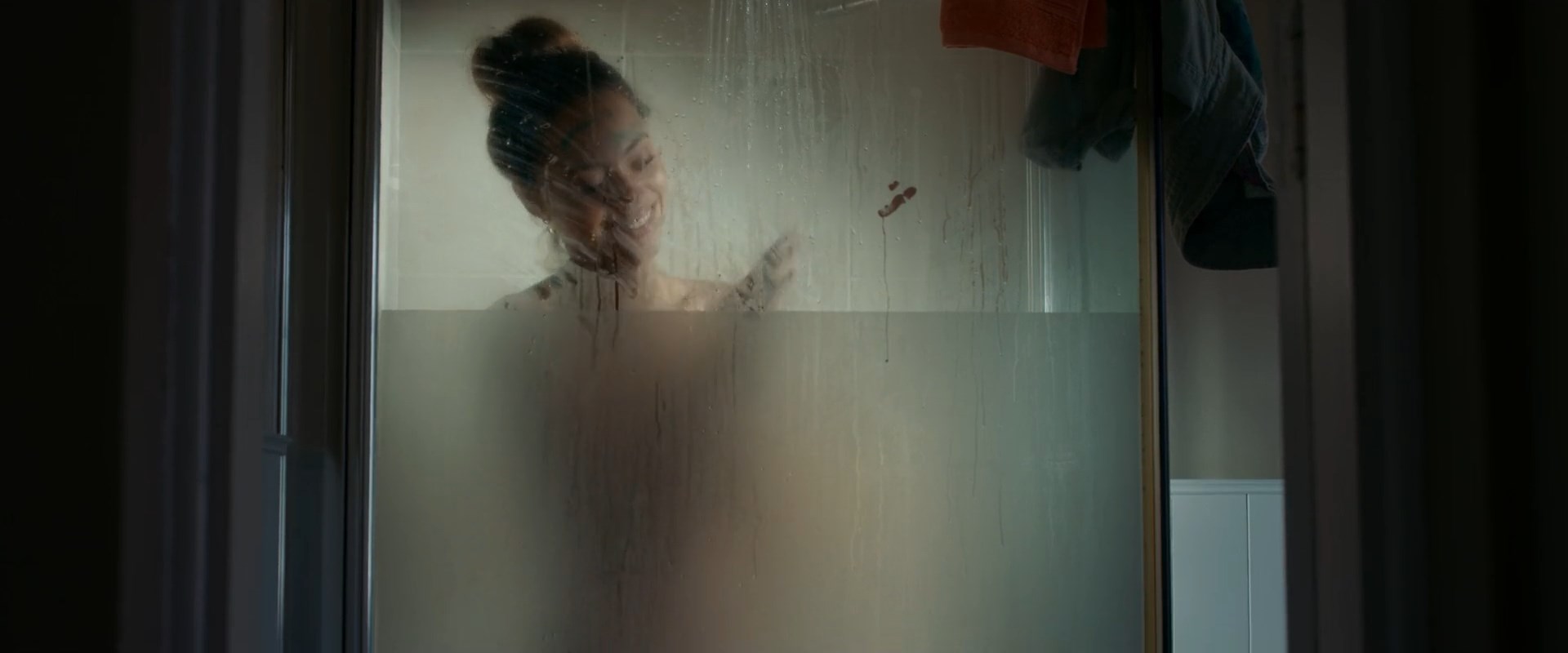 Amber Stevens West sexy – Love Jacked (2018)