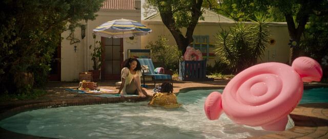 Amanda du-Pont sexy – Little Big Mouth (2021)