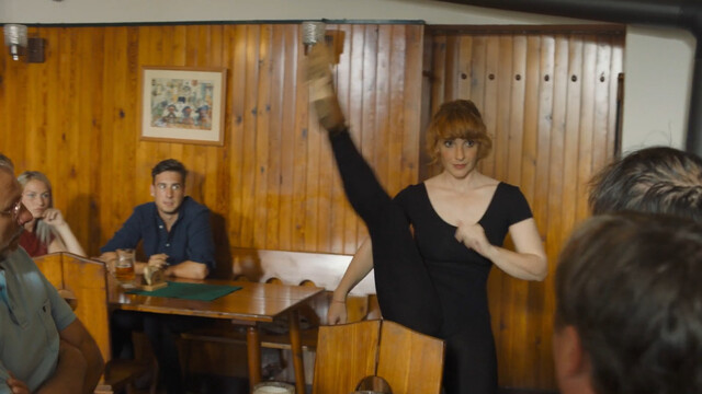 Vica Kerekes sexy – Love on the Spikes (Láska na spickách) (2021)