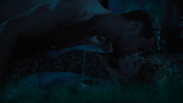 Vica Kerekes sexy – Love on the Spikes (Láska na spickách) (2021)