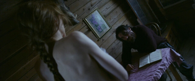 Alexandra Vinogradova sexy – Vyzhivshiye. Blagiye namereniya (2021-2024)