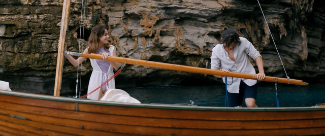 Tini Stoessel (Martina Stoessel) sexy – Tini The New Life of Violetta (Tini El gran cambio de Violetta) (2016)