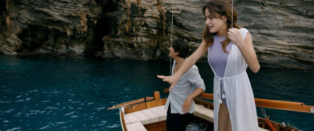 Tini Stoessel (Martina Stoessel) sexy – Tini The New Life of Violetta (Tini El gran cambio de Violetta) (2016)