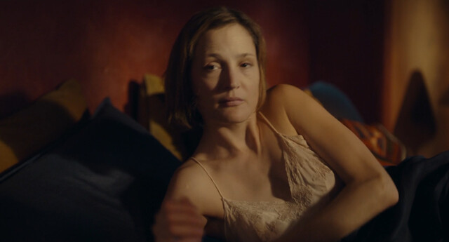 Vicky Krieps nude – Journey Into the Desert (Ingeborg Bachmann - Reise in die Wüste) (2023)