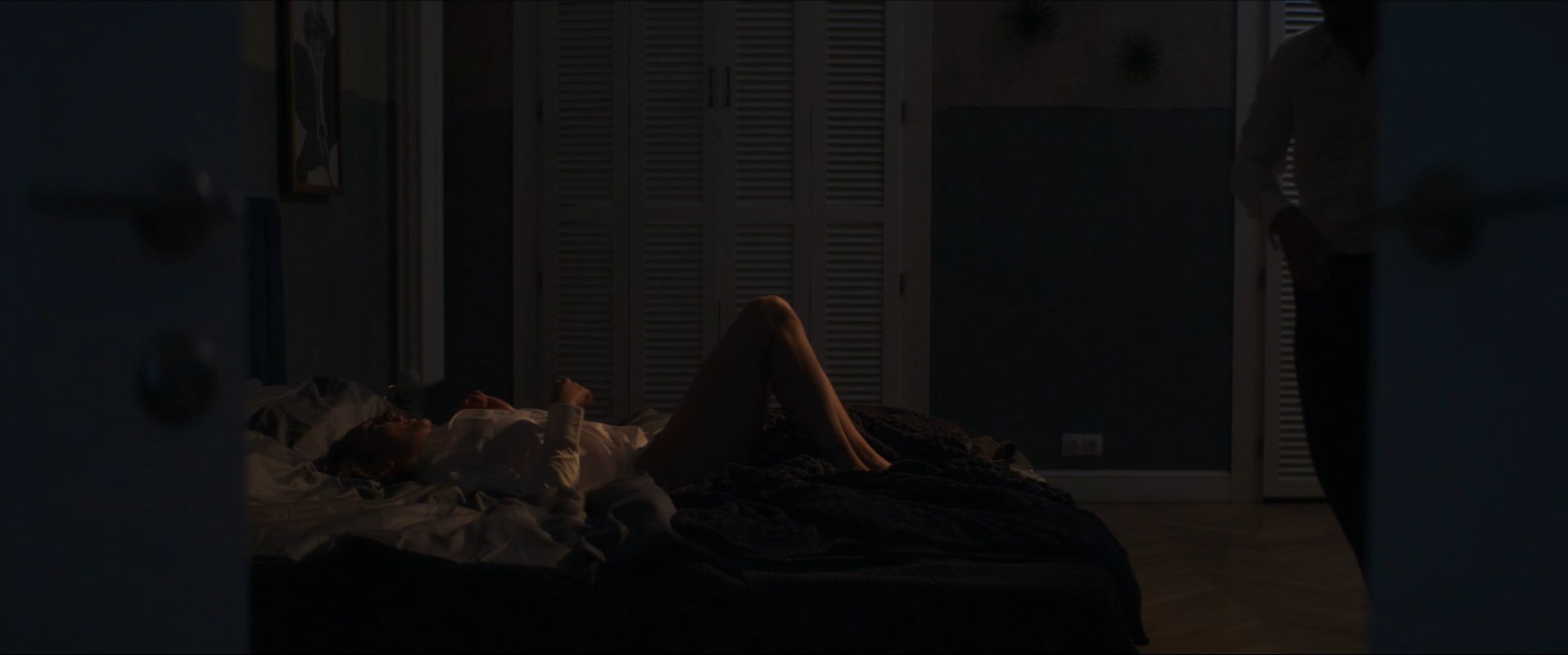 Aglaya Tarasova sexy – Sasha i Piter s01e04 (2024)