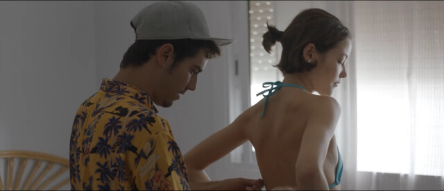 Mireia Oriol nude – Bathed in Light (Sol creixent) (2017)