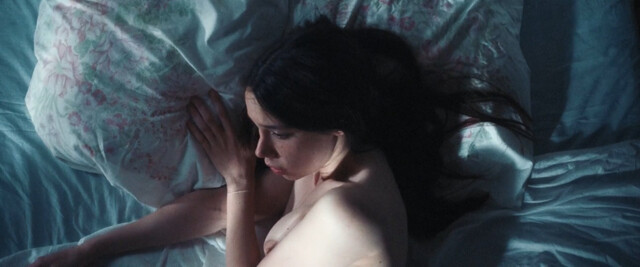 Kim Higelin nude – Le consentement (2023)