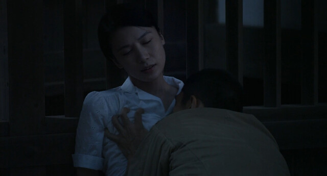 Eri Murakawa nude – A Flower Aflame (Kashin) (2016)