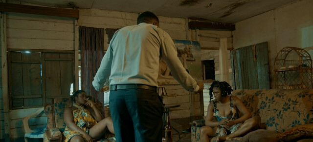 Syndy Emade sexy – Half Heaven (2022)