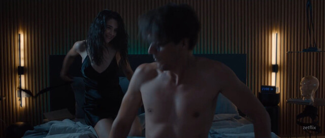 Funda Eryigit sexy – Ashes (2024)