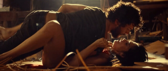 Funda Eryigit sexy – Ashes (2024)