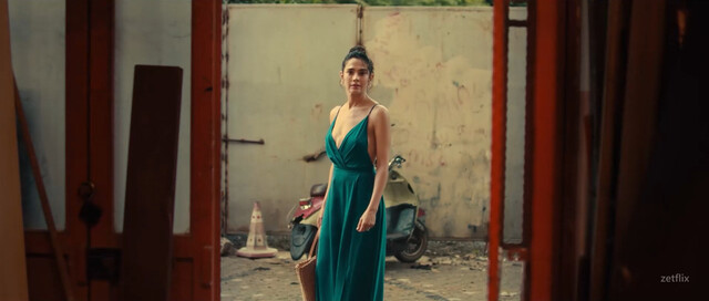 Funda Eryigit sexy – Ashes (2024)