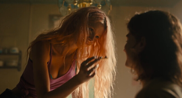 Camila Morrone sexy – Marmalade (2024)