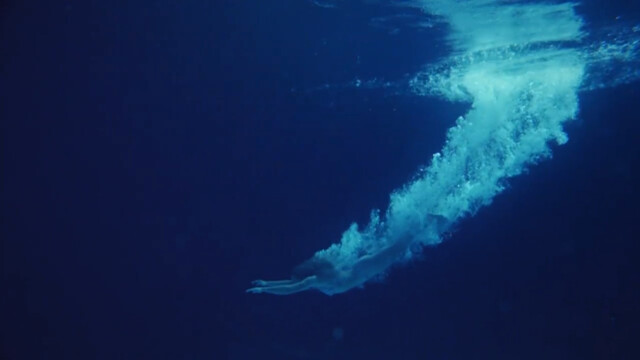 Alba August nude – Bullshit s01e01-06 (2024)