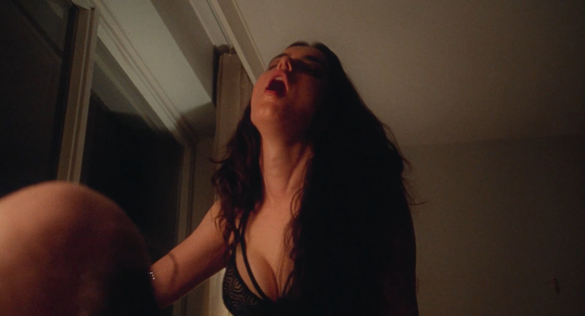 Dylan Gelula sexy – Dream Scenario (2023)