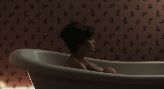 Cailee Spaeny sexy – Priscilla (2023)