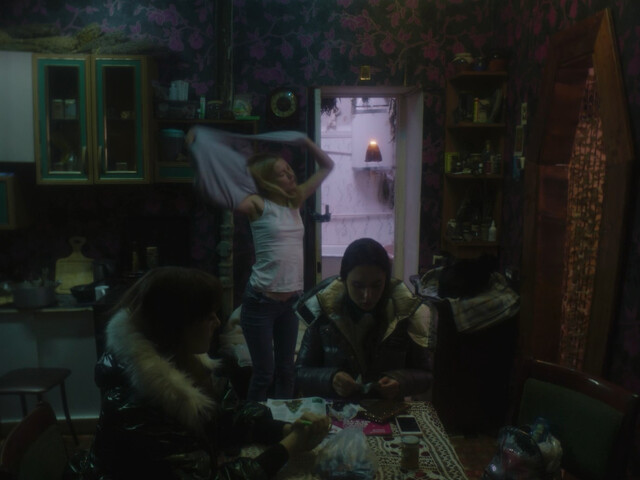 Lena Tronina (Elena Tronina) nude – Panicheskiye Ataki (2023)