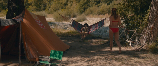 Abbey Hoes nude – Ventoux (2015)