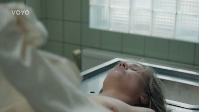 Unknown nude – Kriminálka Anděl s05s12 (2023)