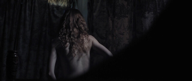 Joanna Whicker sexy – A Savage Nature (2020)