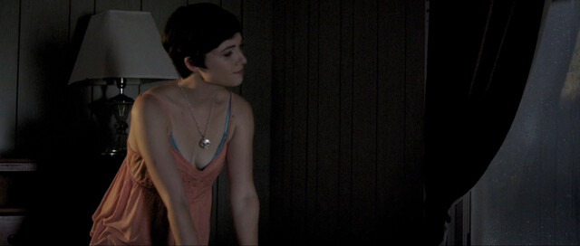 Kat Steffens nude – The Shadow People (2017)