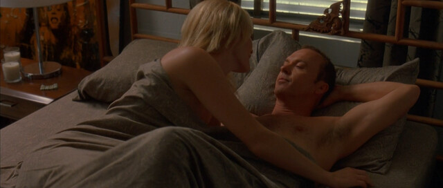 Amber Valletta nude – The Last Time (2006)