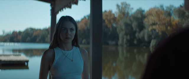 Willa Holland sexy – The Dirty South (2023)