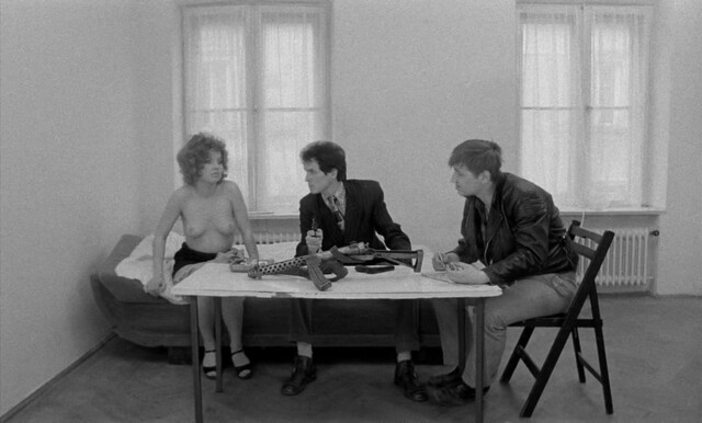 Hanna Schygulla nude – Liebe ist kälter als der Tod (1969)
