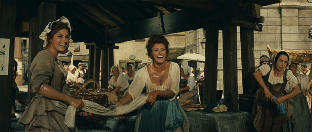 Sophia Loren sexy – Madame (Madame Sans Gêne) (1961)