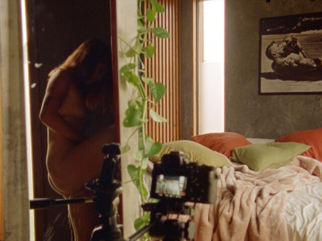 Maria Lazaro nude – 21 Positions (21 Paraiso) (2022)