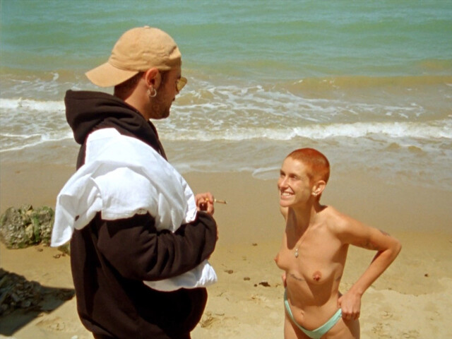 Maria Lazaro nude – 21 Positions (21 Paraiso) (2022)