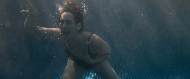 Maria Caballero sexy – La noche más larga s01e03 (2022)