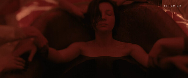 Ekaterina Vilkova sexy – Sny Alisy s01e07 (2024)