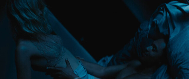 Rachel Brunner sexy – The Mad Hatter (2021)