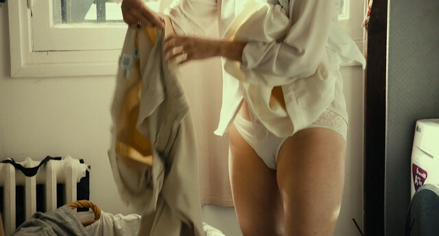 Léa Drucker nude – L'été dernier (Last Summer) (2023)